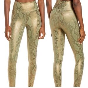 NWOT IVL metallic oil green skin print high rise active leggings size 6
